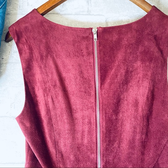 BB Dakota sleeveless burgundy suede plunging empire eyelet mini party dress-4 - Picture 4 of 16